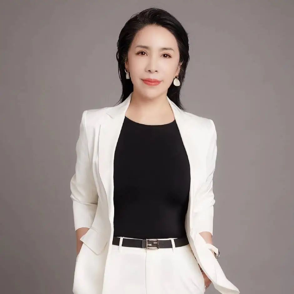 新年致辭 | 錨定未來 共赴美好 權(quán)秋紅董事長(zhǎng)2024新年致辭