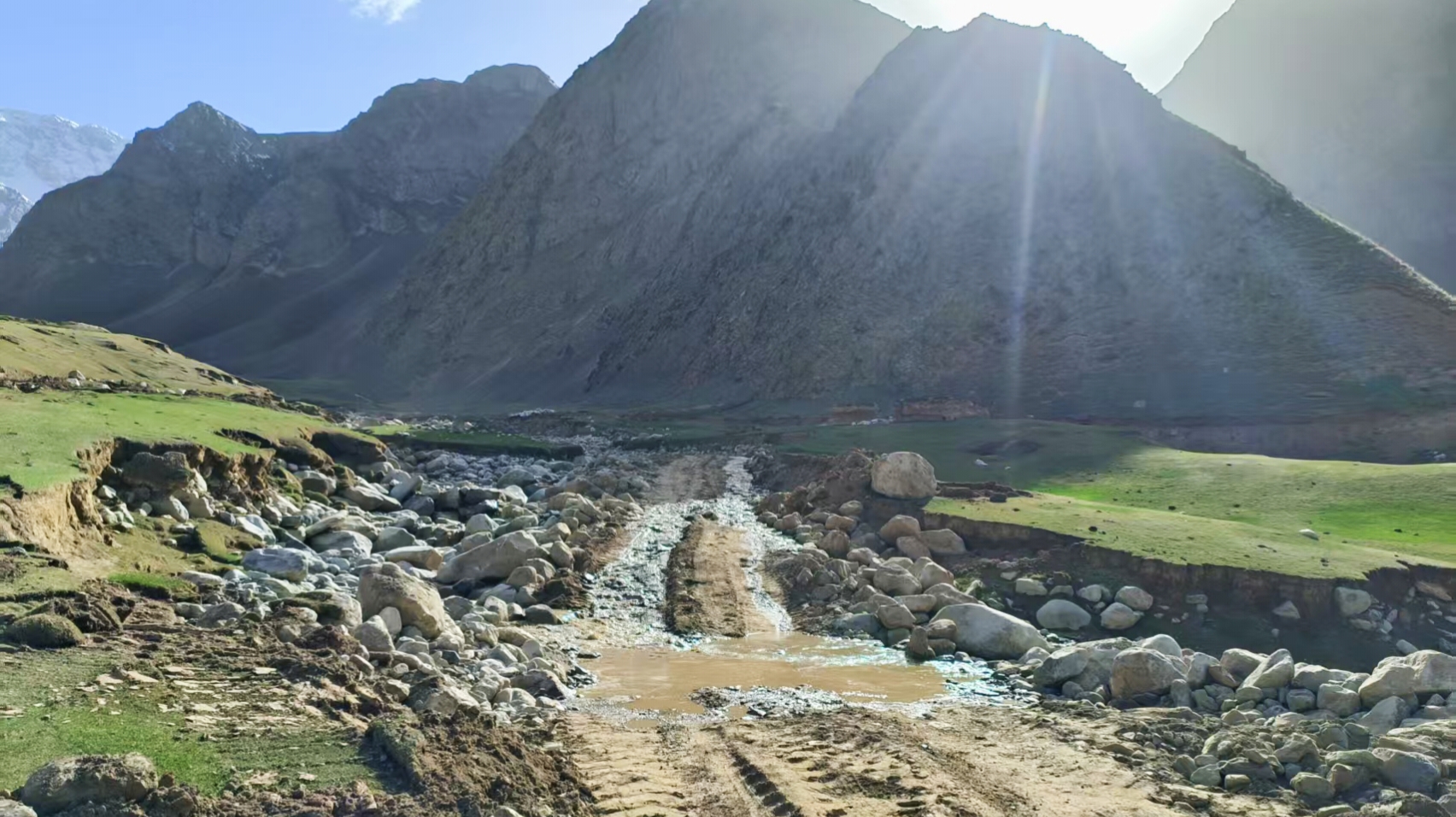 倍杰特成功競得新疆阿克陶縣大型多金屬礦探礦權(quán)，拓展西昆侖資源版圖