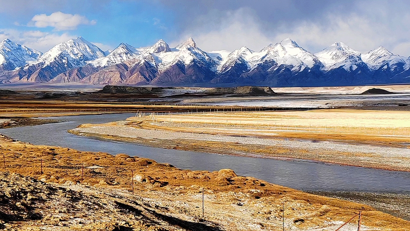 倍杰特成功競(jìng)得新疆阿克陶縣大型多金屬礦探礦權(quán)，拓展西昆侖資源版圖